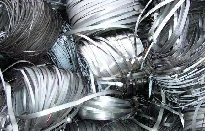 收购废铁多少钱一吨